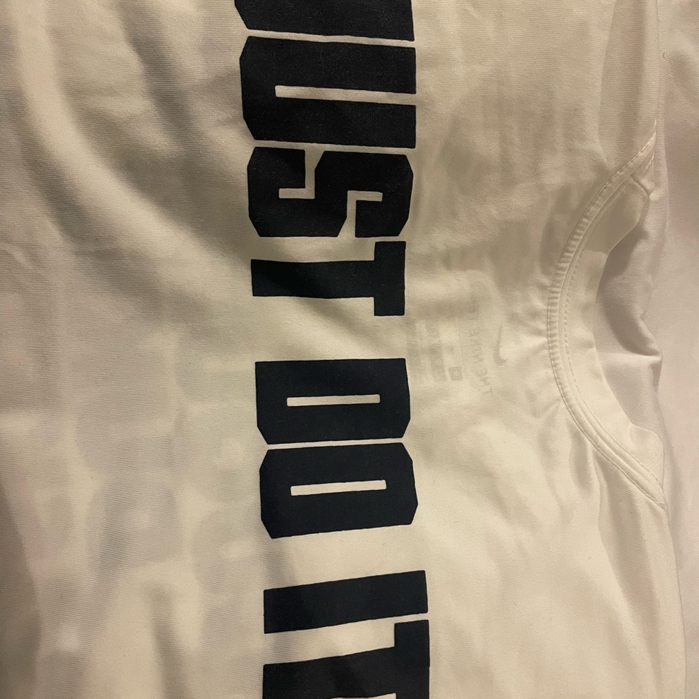 Duquesne Dukes Basketball Nike DriFit Tshirts - Set of 3 • - Picture 5 of 5